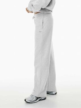 Aritzia TNA Cozy Sweatfleece Boyfriend Wide Sweatpants size S gray